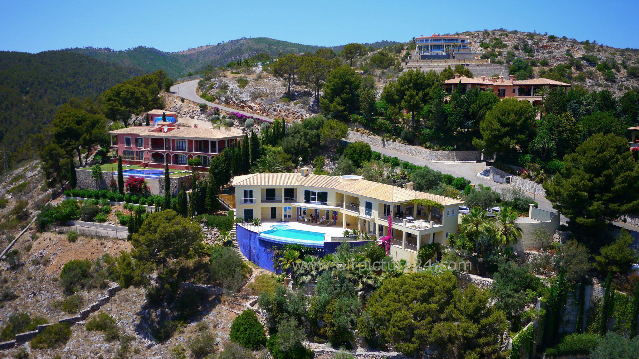 Luftaufnahmen von Immobilie oder Haus auf Mallorca  weitere Luftbilder sind immer möglich